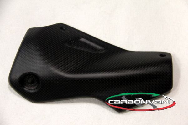 CARBONVANI - DUCATI 2017+ MONSTER 821 / 1200 CARBON FIBER EXHAUST COLLECTOR GUARD CARBONVANI - DUCATI 2017+ MONSTER 821 / 1200 CARBON FIBER EXHAUST COLLECTOR GUARD